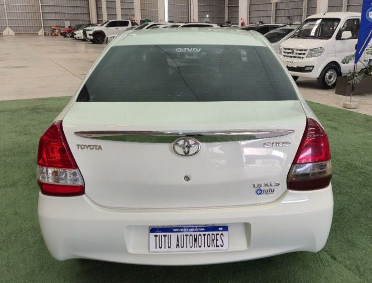 Toyota Etios Usado Financiado en Córdoba, deRuedas