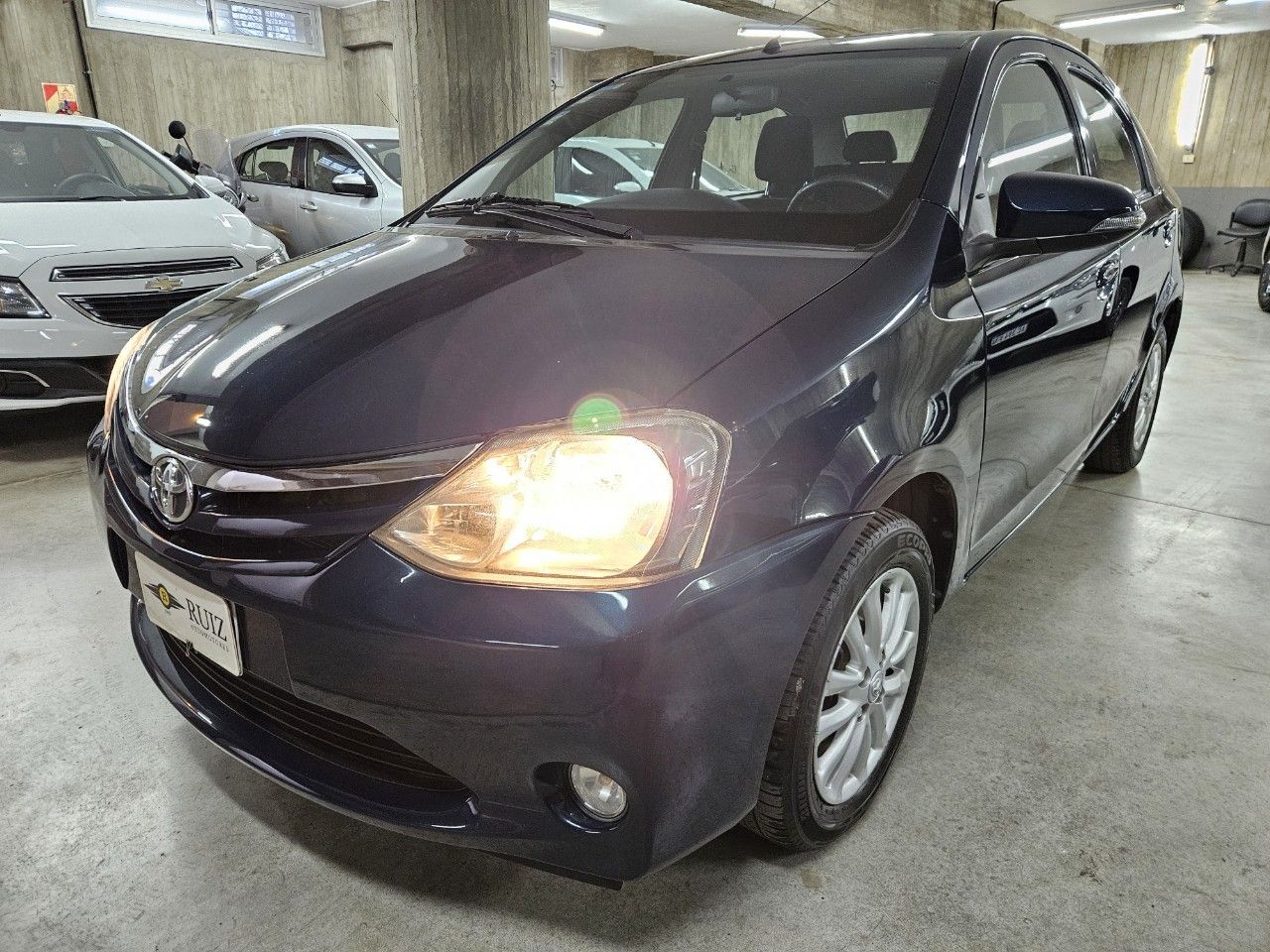 Toyota Etios Usado Financiado en Córdoba, deRuedas
