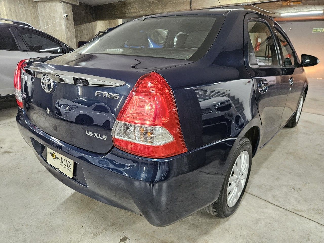 Toyota Etios Usado Financiado en Córdoba, deRuedas