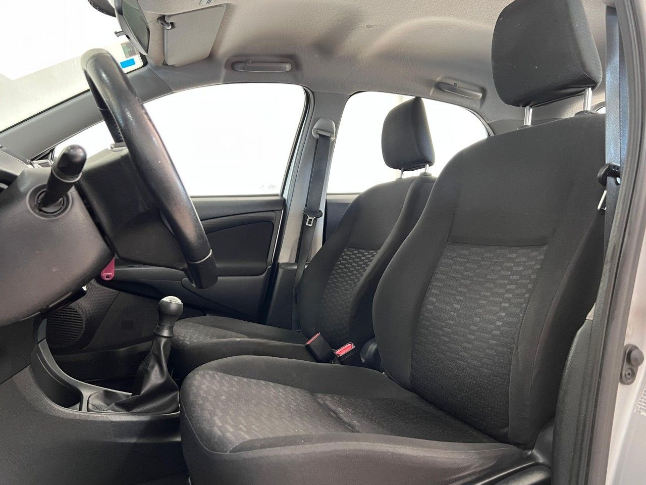 Toyota Etios Usado Financiado en Córdoba, deRuedas