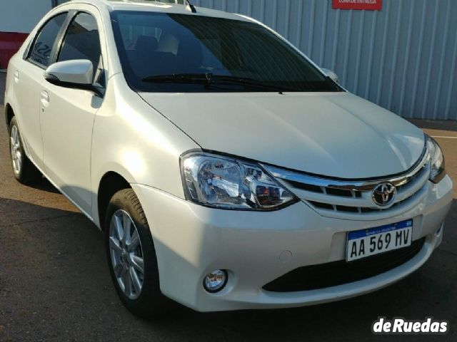 Toyota Etios Usado en Mendoza, deRuedas
