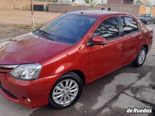 Toyota Etios Usado en Mendoza, deRuedas