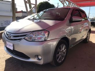 Toyota Etios Usado en Córdoba