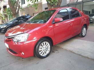 Toyota Etios Usado en Mendoza Financiado