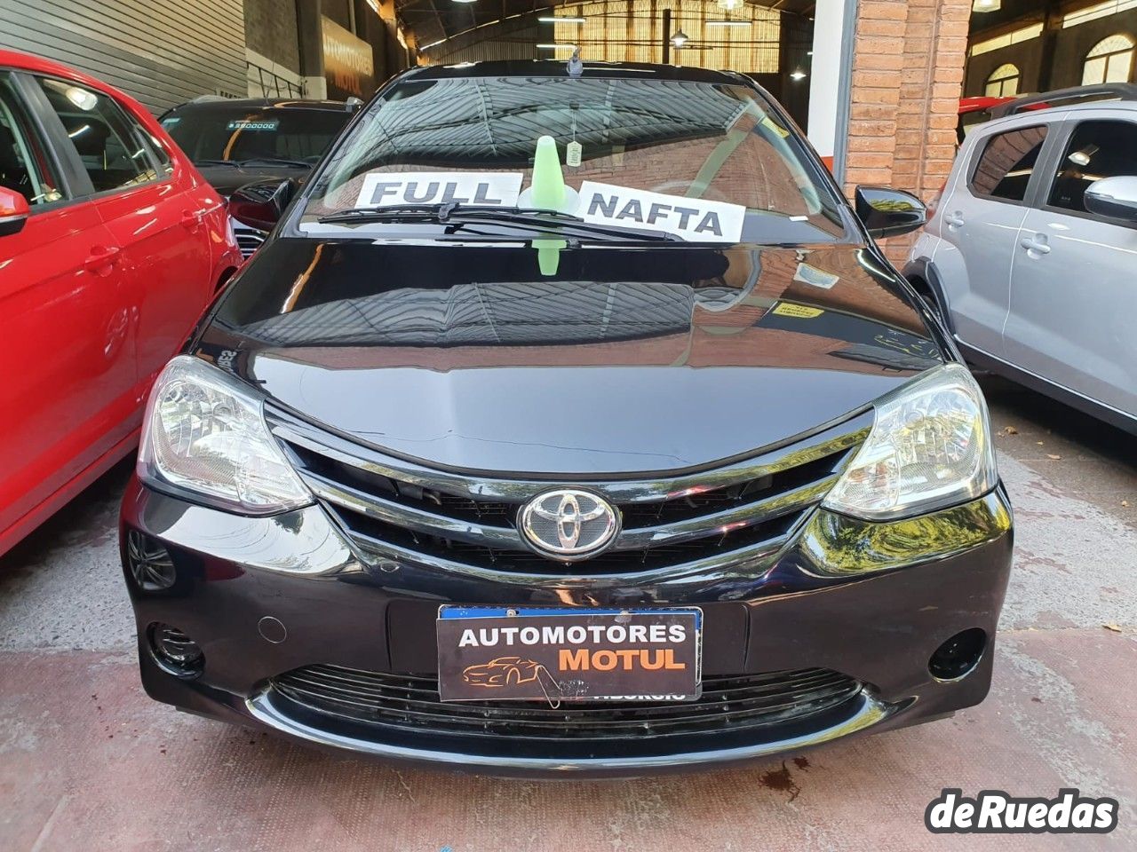 Toyota Etios Usado en Mendoza, deRuedas