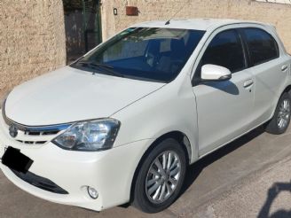 Toyota Etios Usado en Mendoza