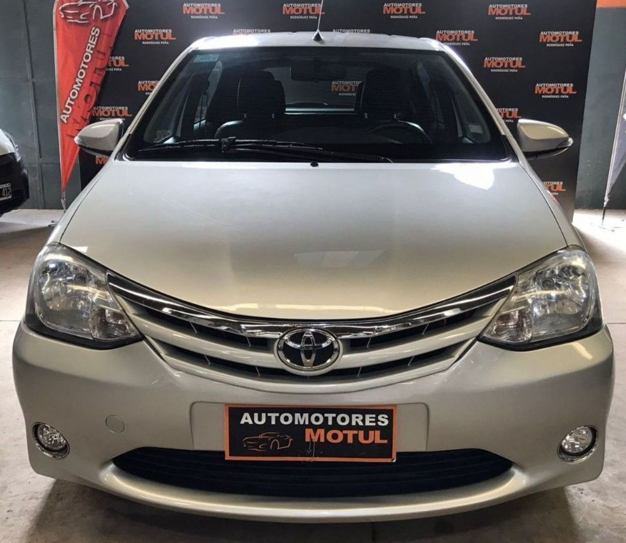 Toyota Etios Usado en Mendoza, deRuedas