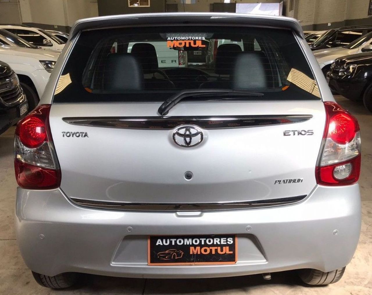 Toyota Etios Usado en Mendoza, deRuedas