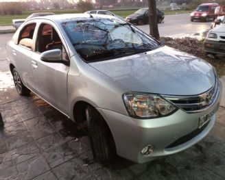 Toyota Etios Usado en Buenos Aires