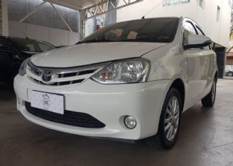 Toyota Etios Usado en Mendoza