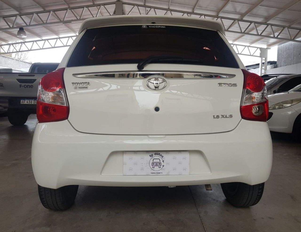 Toyota Etios Usado en Mendoza, deRuedas