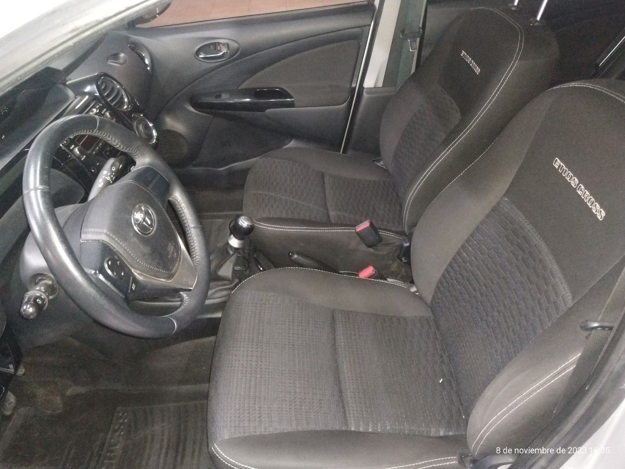 Toyota Etios Usado en Mendoza, deRuedas