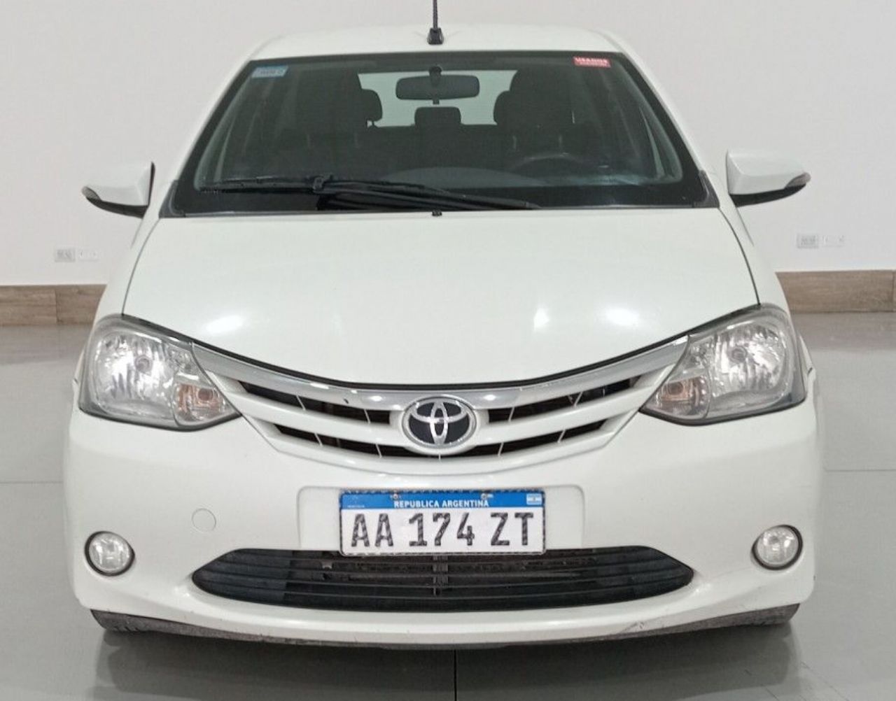 Toyota Etios Usado en Mendoza, deRuedas
