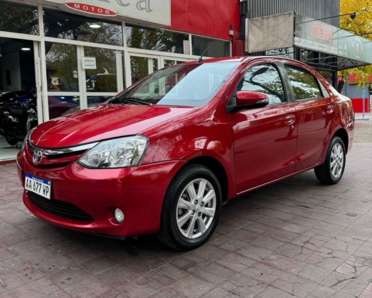 Toyota Etios Usado en Mendoza, deRuedas