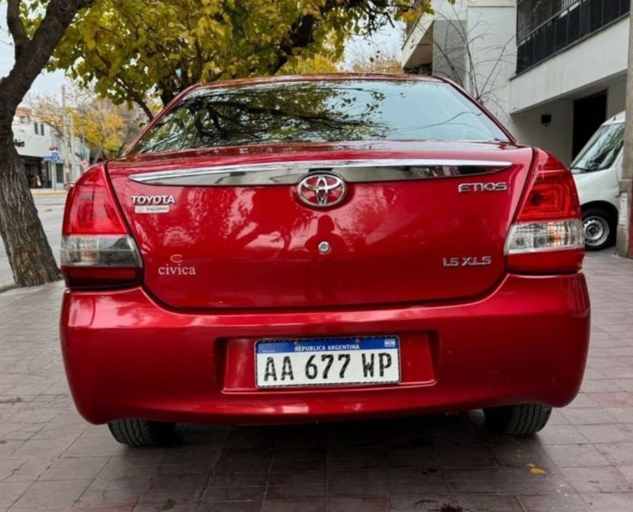 Toyota Etios Usado en Mendoza, deRuedas