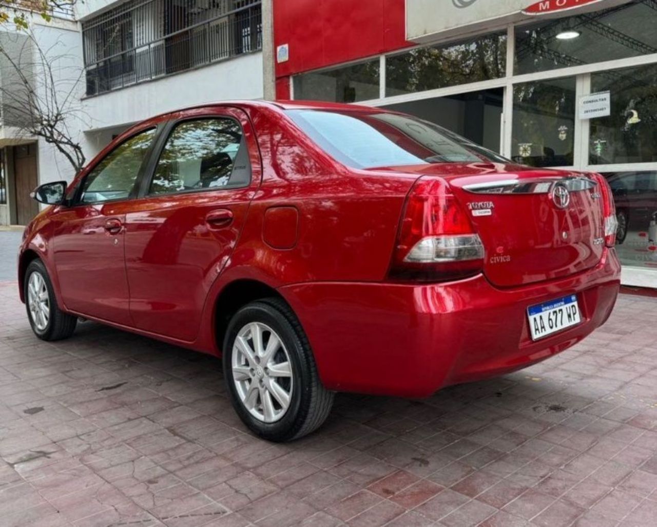Toyota Etios Usado en Mendoza, deRuedas