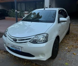 Toyota Etios Usado en Mendoza