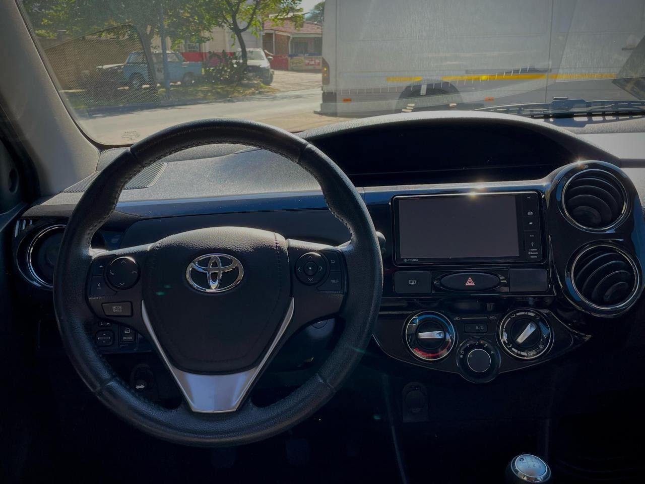 Toyota Etios Usado Financiado en Córdoba, deRuedas