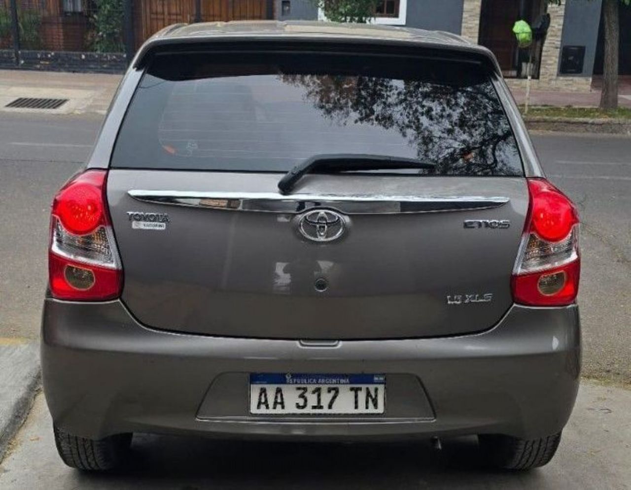 Toyota Etios Usado en Mendoza, deRuedas