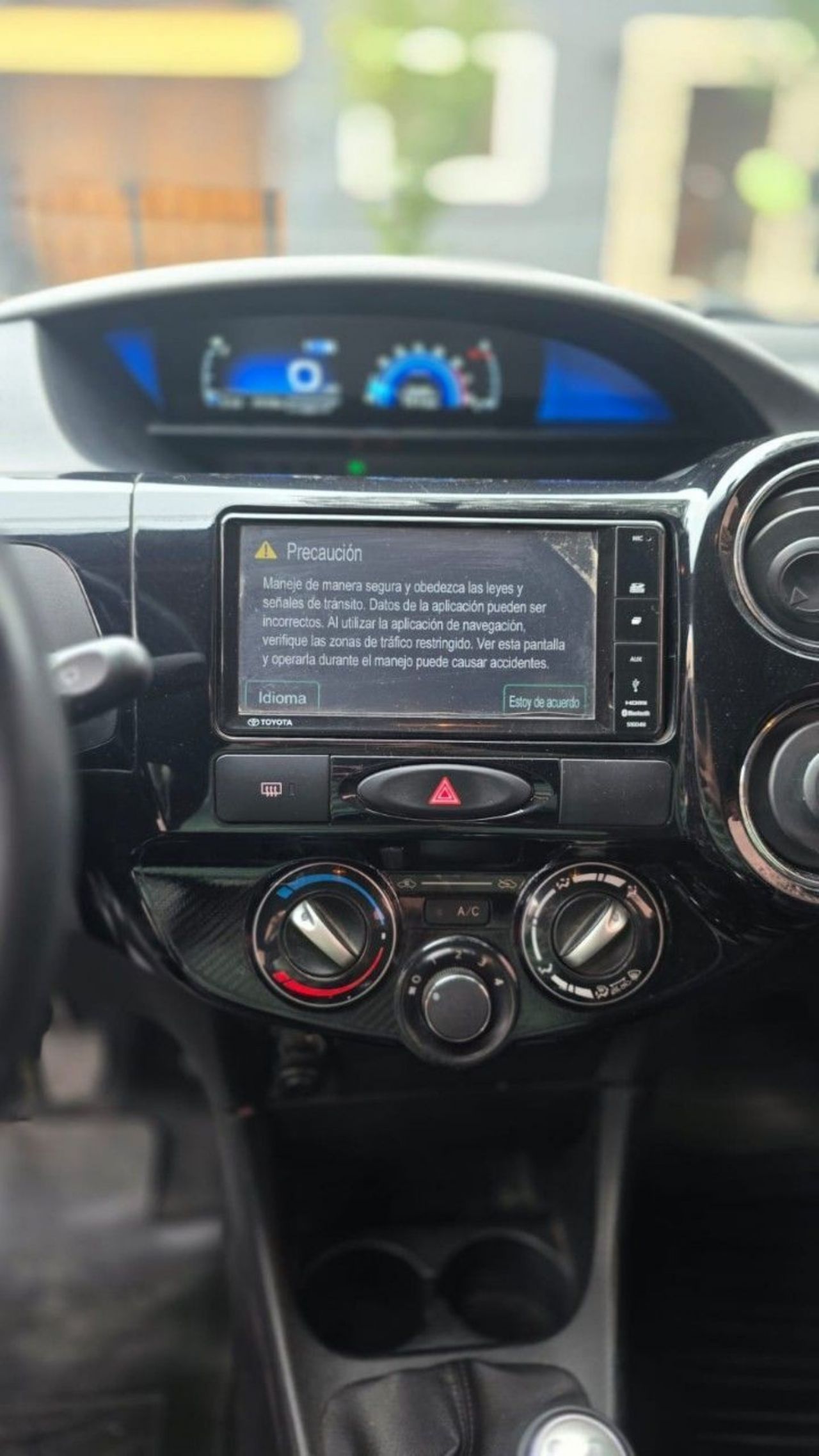 Toyota Etios Usado en Mendoza, deRuedas