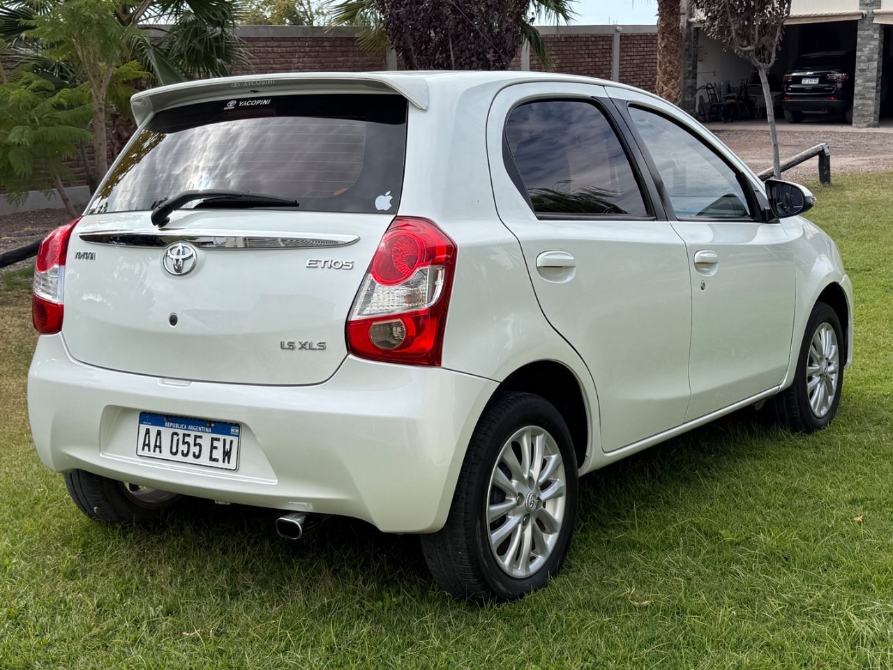 Toyota Etios Usado en Mendoza, deRuedas