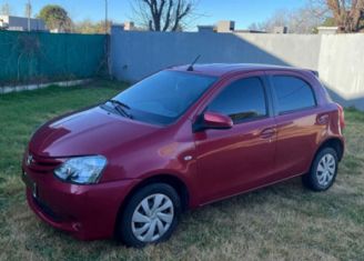Toyota Etios Usado en Córdoba