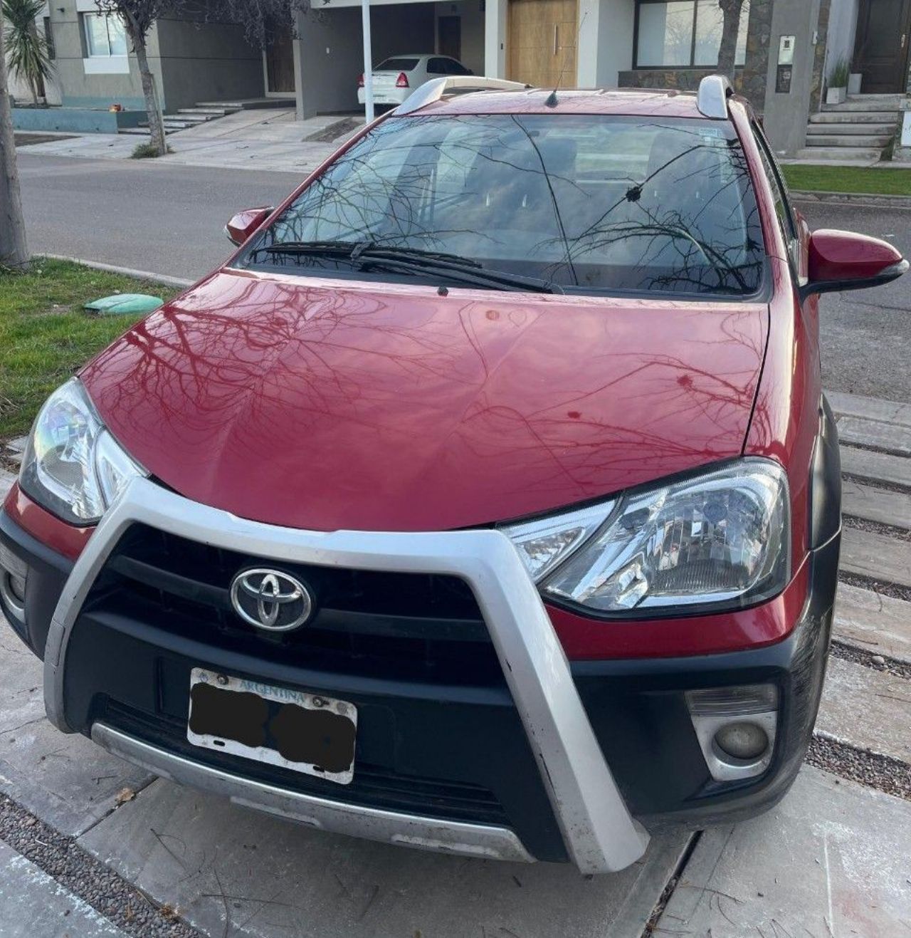 Toyota Etios Usado en Mendoza, deRuedas