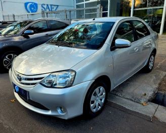 Toyota Etios Usado en Mendoza Financiado