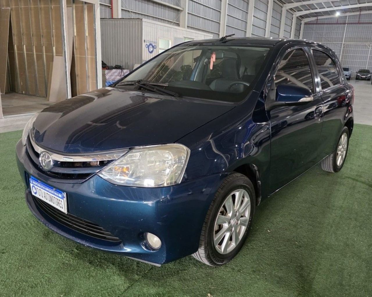 Toyota Etios Usado Financiado en Córdoba, deRuedas