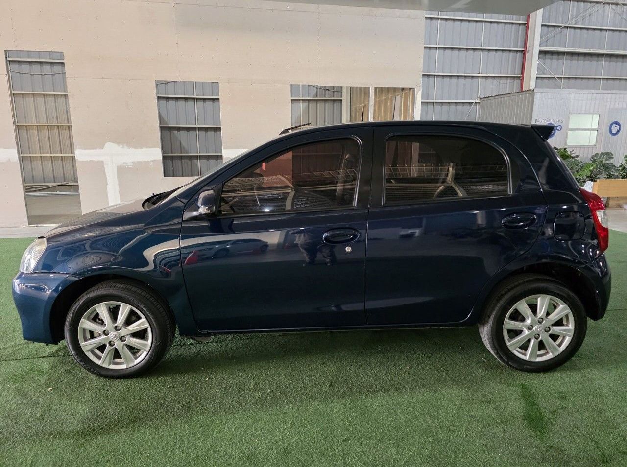 Toyota Etios Usado Financiado en Córdoba, deRuedas