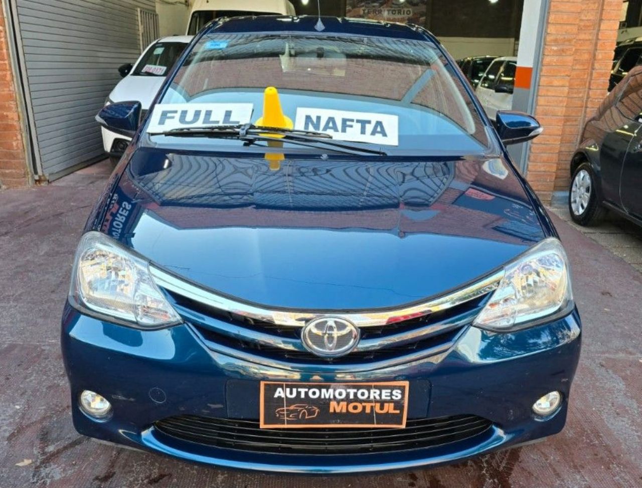 Toyota Etios Usado en Mendoza, deRuedas