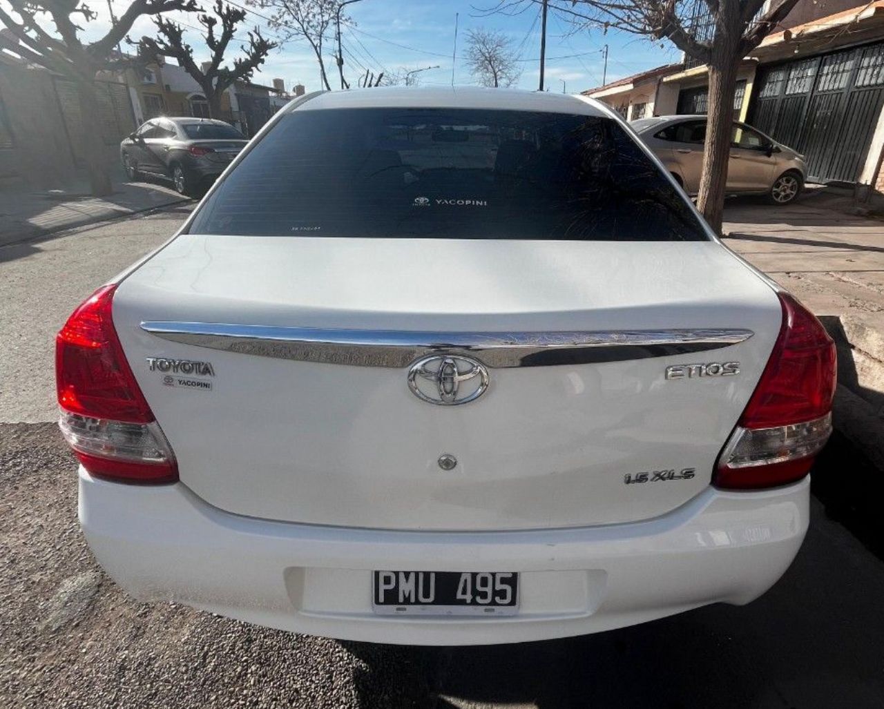 Toyota Etios Usado en Mendoza, deRuedas