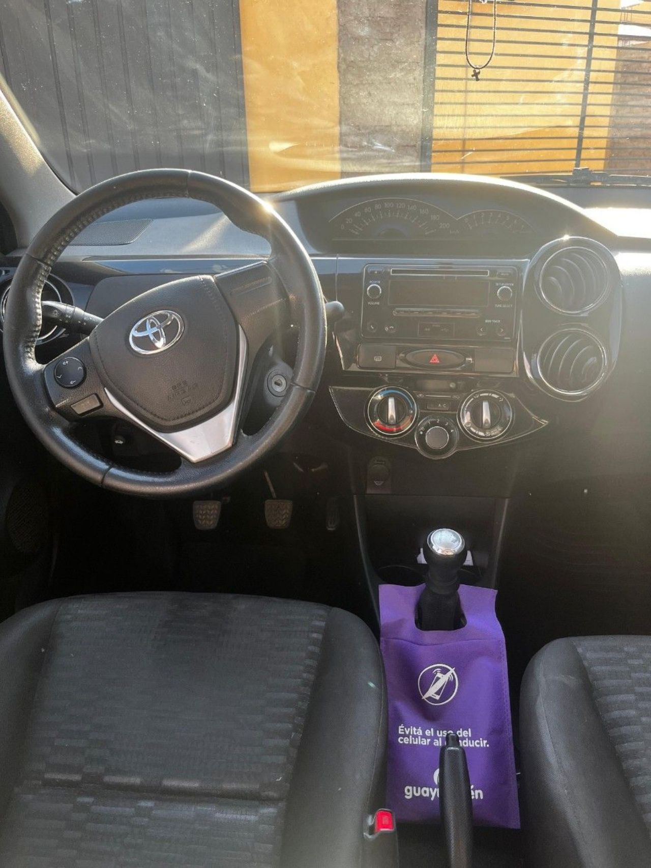 Toyota Etios Usado en Mendoza, deRuedas