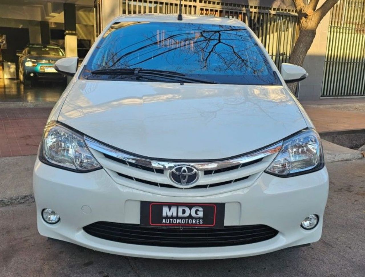 Toyota Etios Usado Financiado en Mendoza, deRuedas