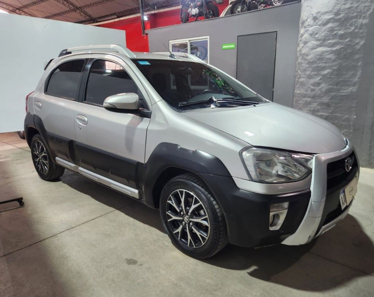 Toyota Etios Usado en Mendoza, deRuedas