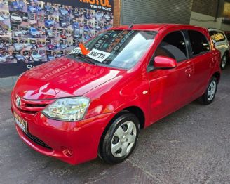 Toyota Etios Usado en Mendoza Financiado