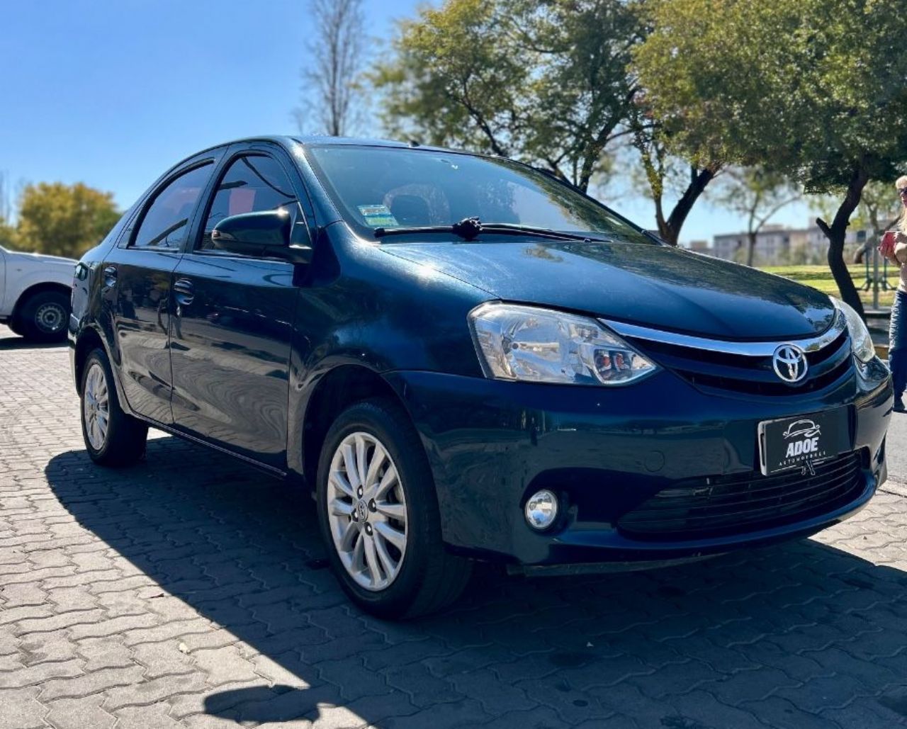 Toyota Etios Usado en Mendoza, deRuedas