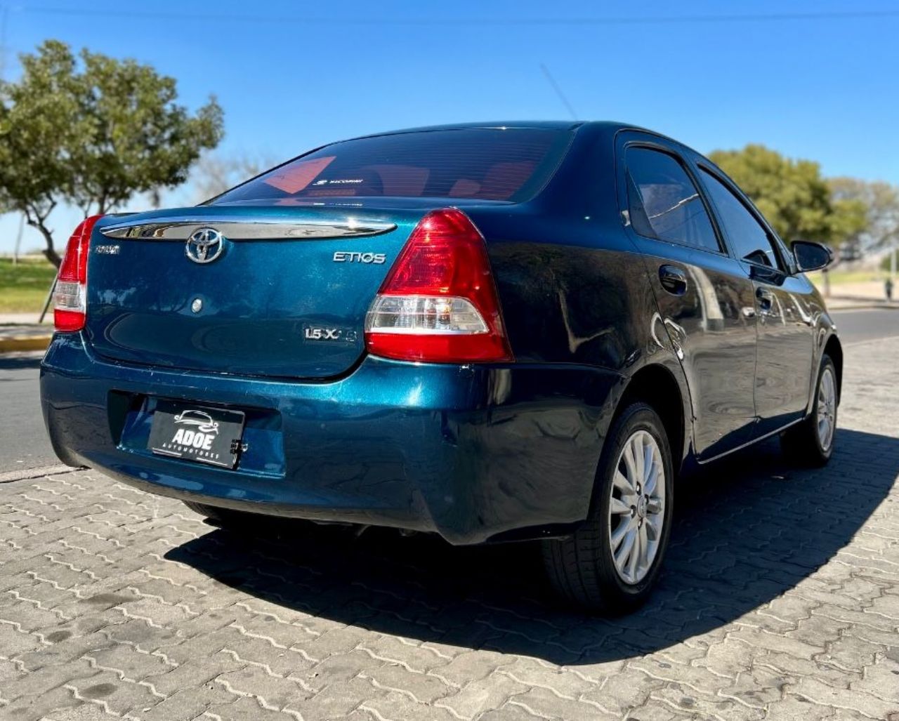 Toyota Etios Usado en Mendoza, deRuedas