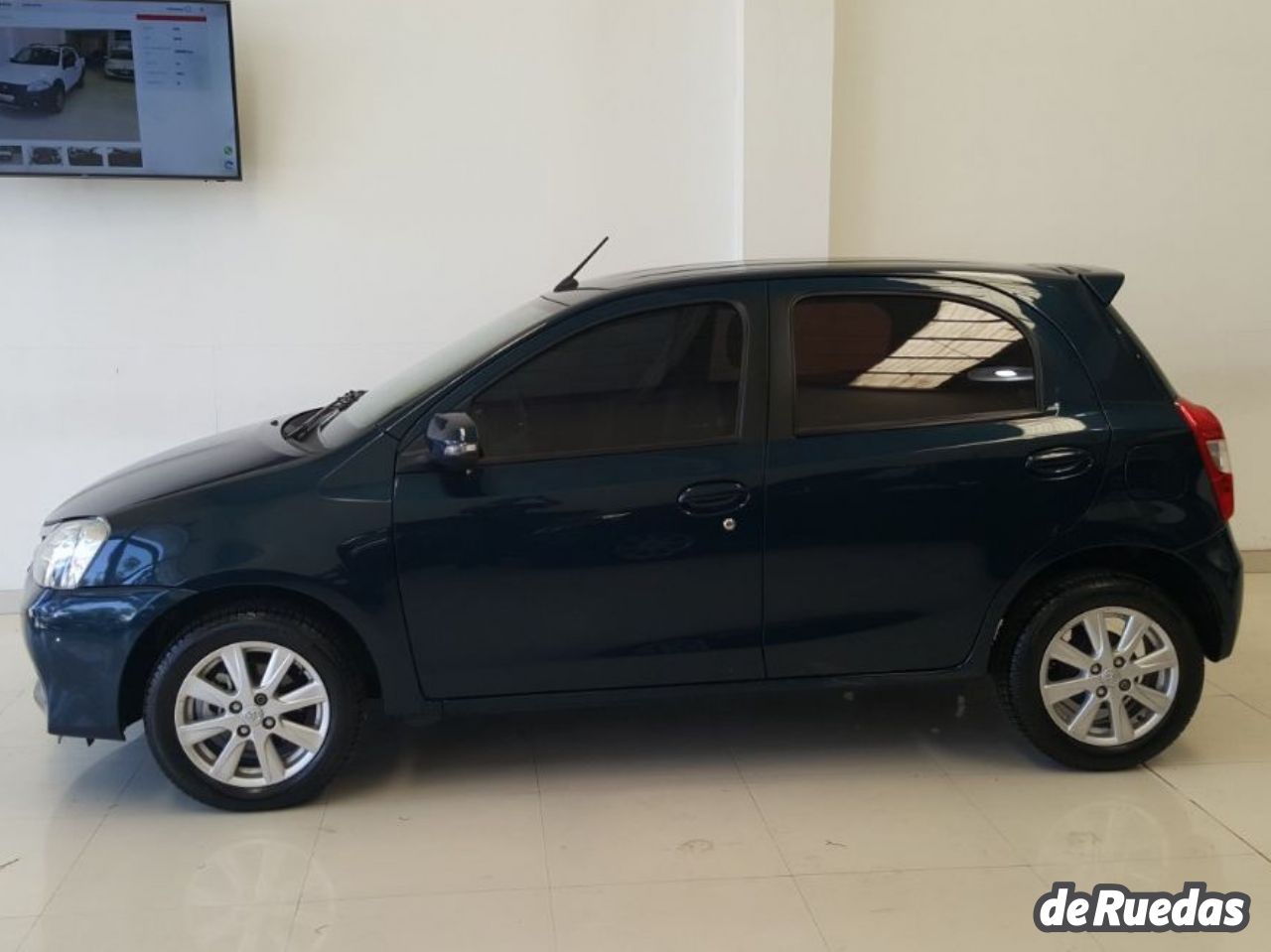 Toyota Etios Usado en Mendoza, deRuedas