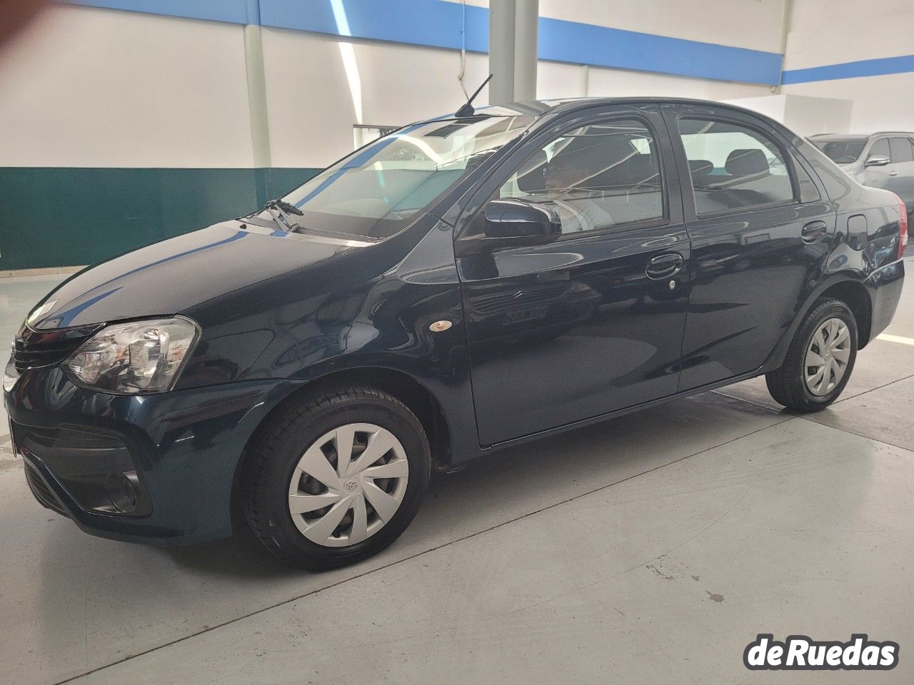 Toyota Etios Usado en Mendoza, deRuedas