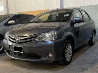 Toyota Etios Usado en Córdoba