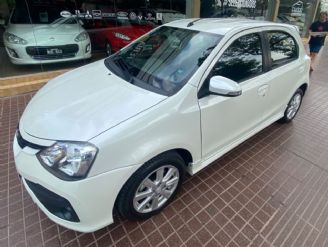 Toyota Etios Usado en Mendoza Financiado