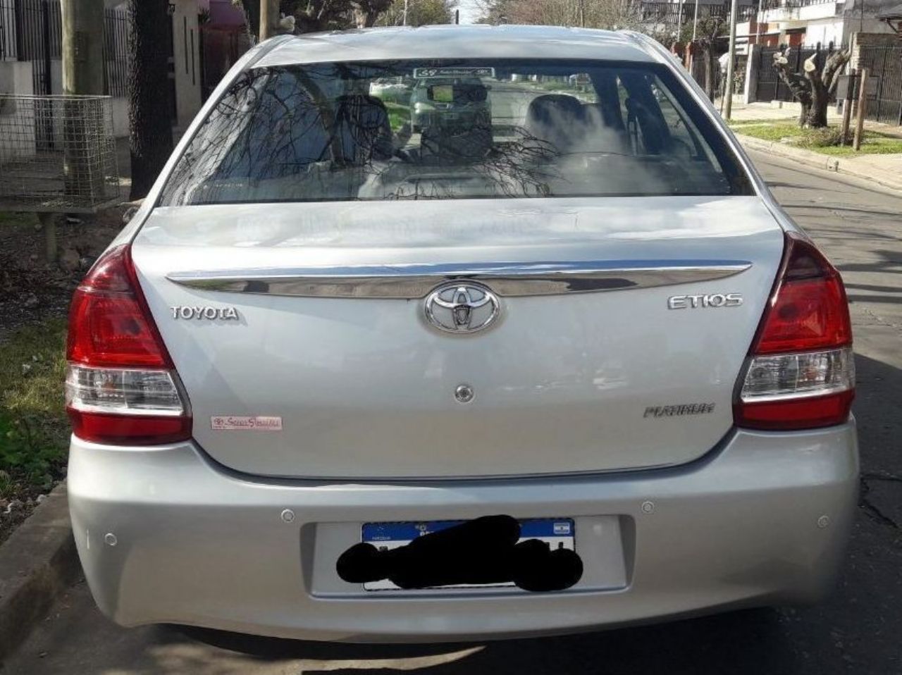 Toyota Etios Usado en Buenos Aires, deRuedas