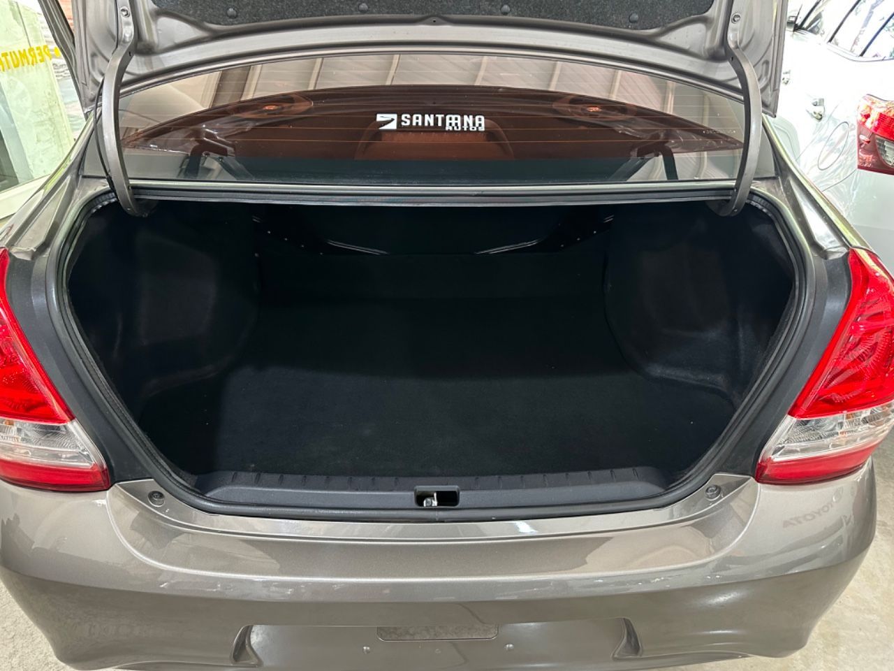 Toyota Etios Usado en Mendoza, deRuedas