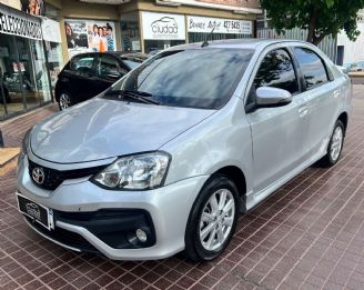 Toyota Etios Usado en Mendoza Financiado