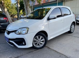 Toyota Etios Usado en Mendoza Financiado