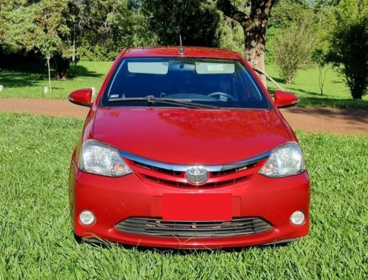 Toyota Etios Usado en Misiones, deRuedas