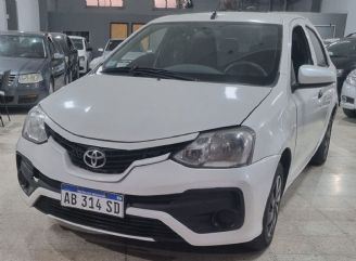 Toyota Etios Usado en San Luis Financiado