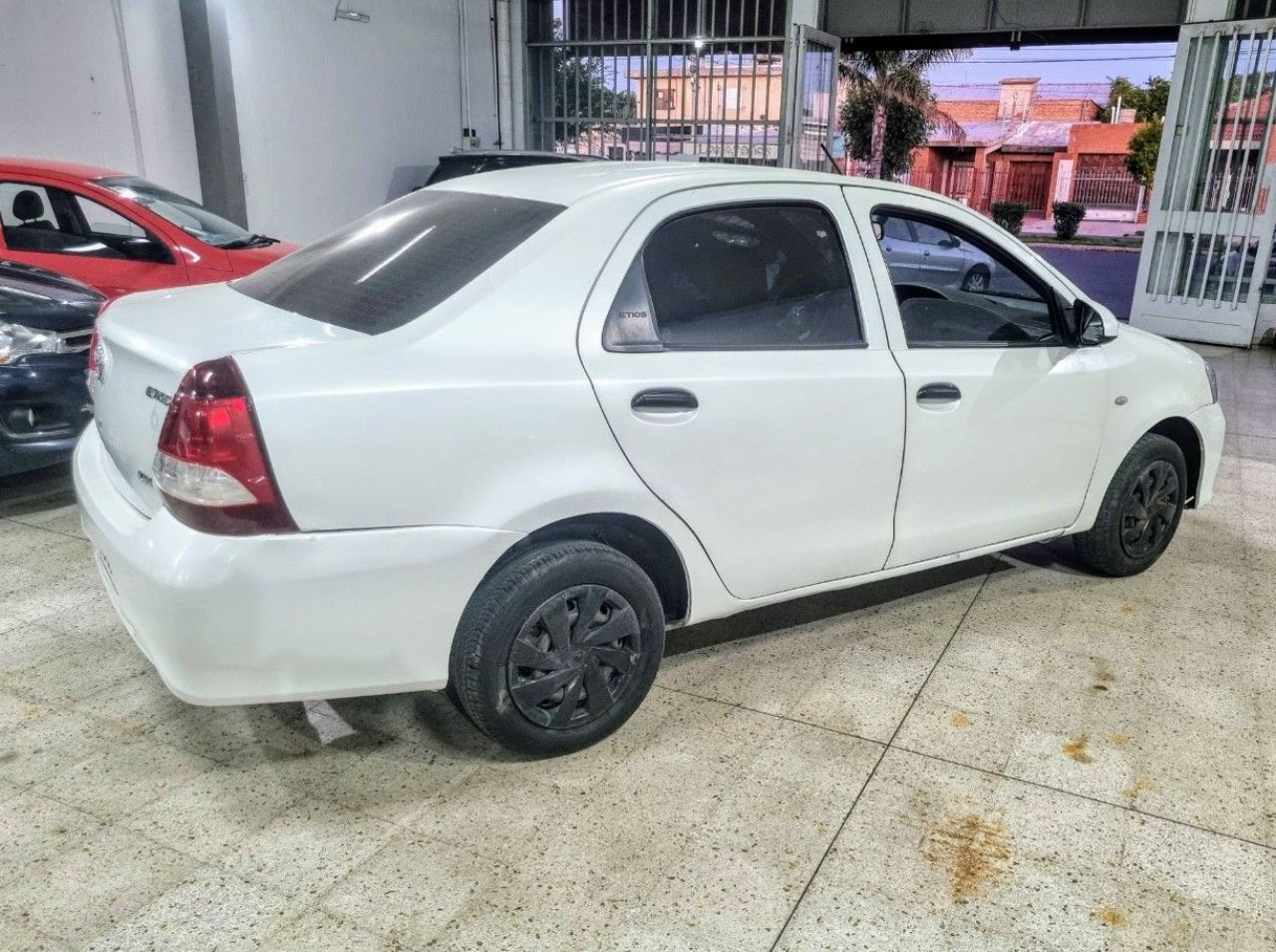 Toyota Etios Usado Financiado en San Luis, deRuedas