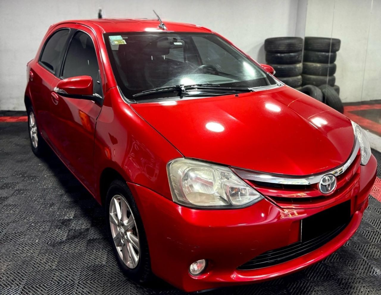 Toyota Etios Usado en Buenos Aires, deRuedas